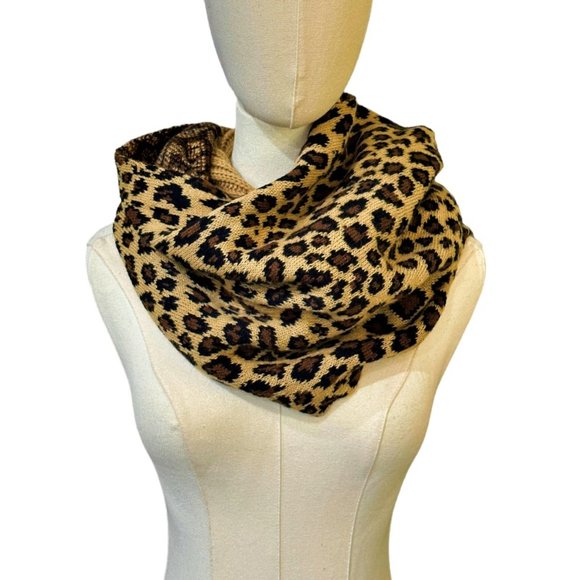 C C Infinity Scarf Wrap Leopard Animal Print Black Brown Ribbed Pullover Loop - Picture 1 of 8